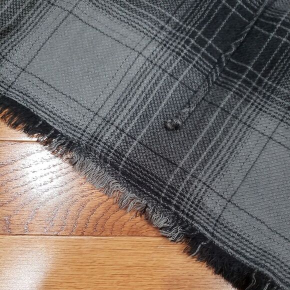 Anthropologie Cloth & Stone Plaid Top Frayed Hem - Picture 2 of 8